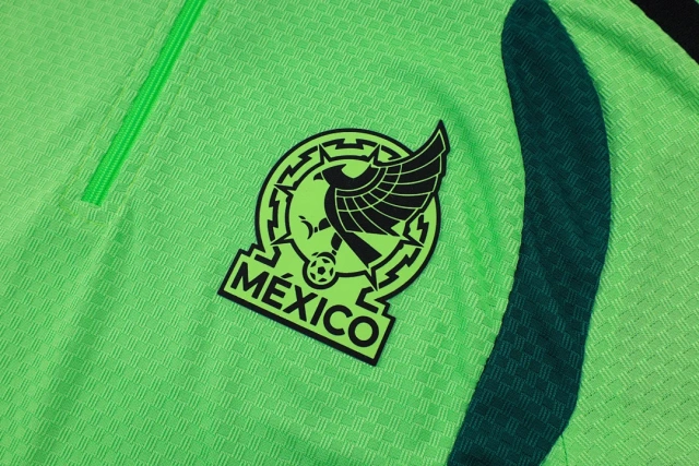 Player Version Mexico 26/27 1/4 Zip Training Pro Polo and Pants Set D2603