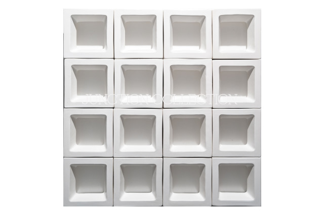 Glazed tile