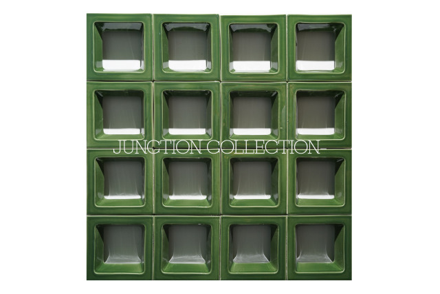 Glazed tile