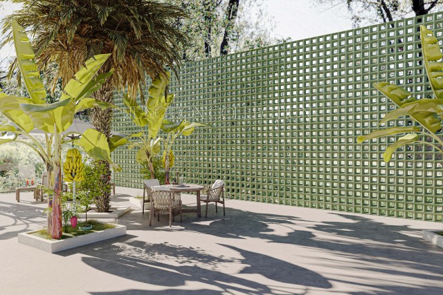 Glazed tile