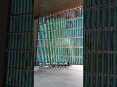 Glazed tile