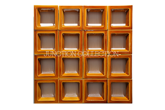 Glazed tile