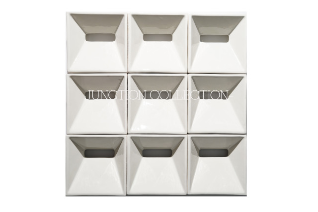 Glazed tile