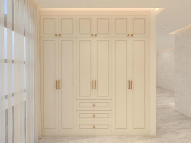 Custom Solid Oak Wood Wardrobe with Mixed Oil Finish European Style Light-Colored Full Home Customization Walk-in Closet