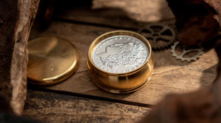 Eclipse Box by Latko & Artisan Coin