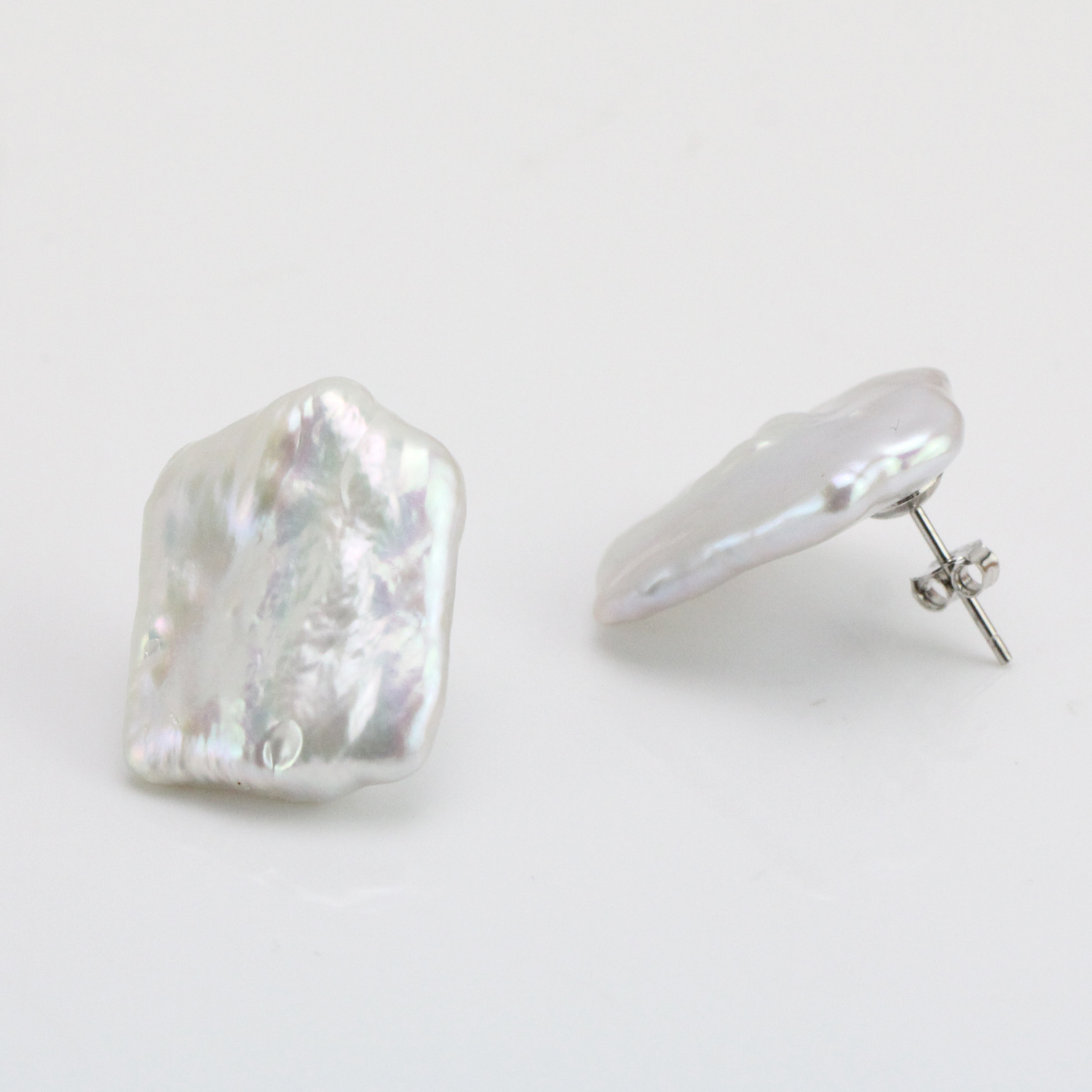16-17mm White Rectangle Freshwater Pearl Stud Earrings