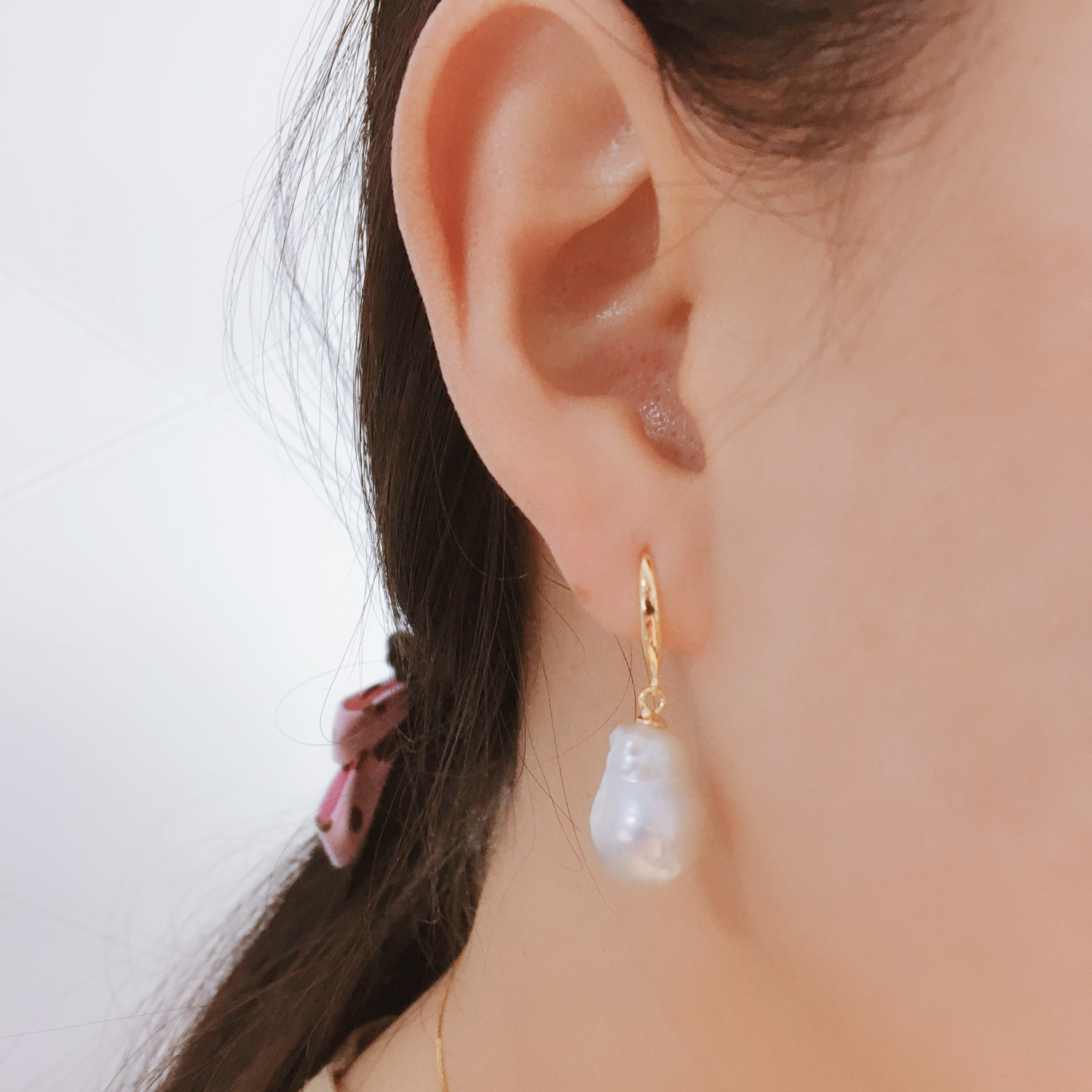 10-11mm White Drop Freshwater Pearl Earrings