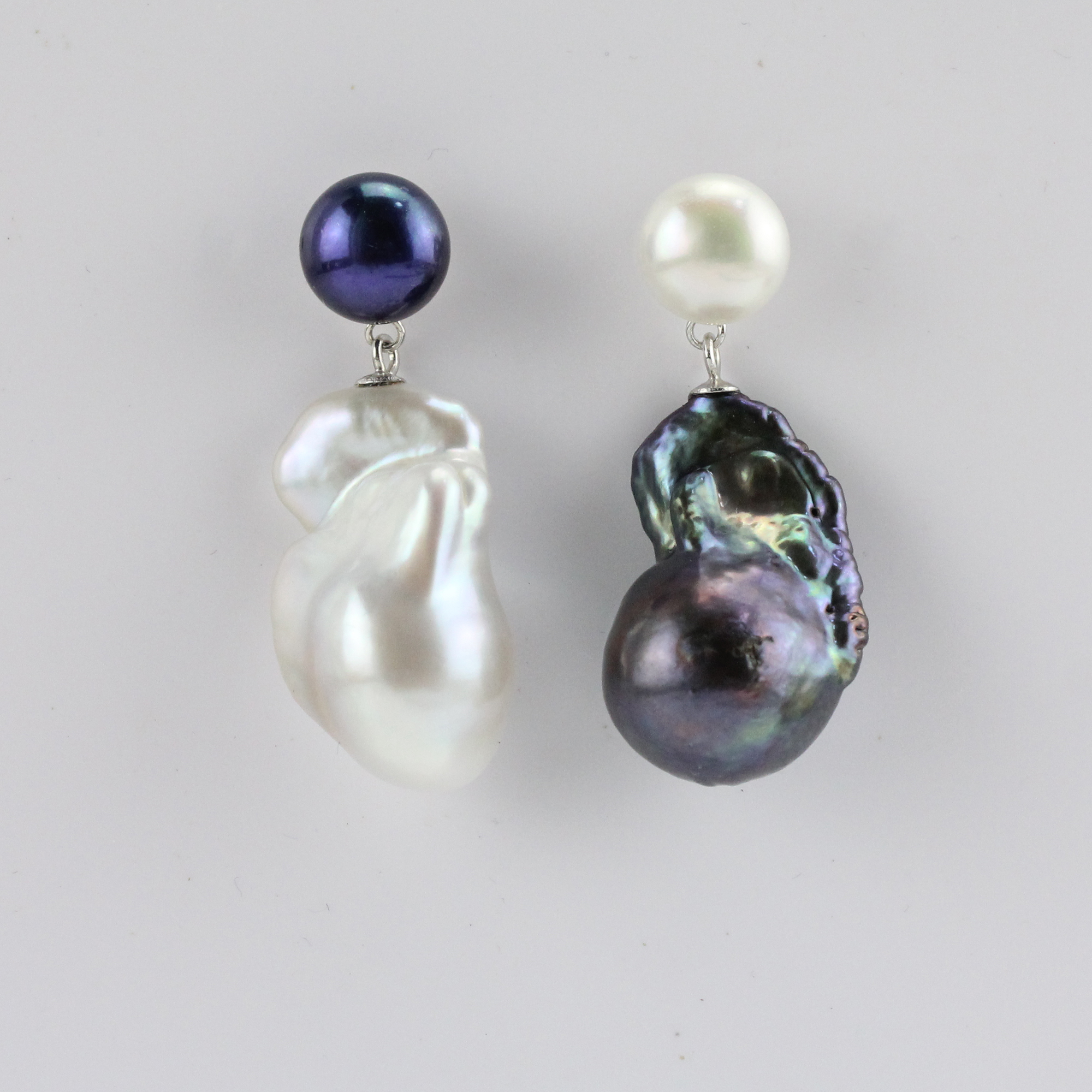 black and white baroque pearl earrings
