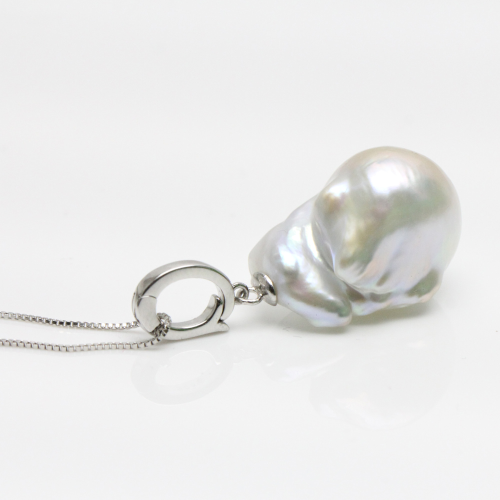 detachable baroque pearl pendant
