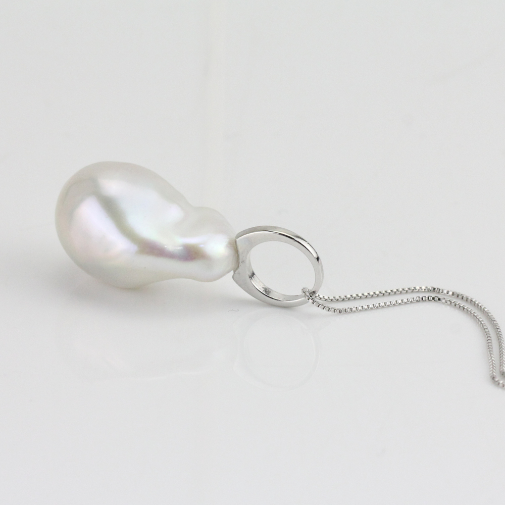big bail baroque pearl pendant
