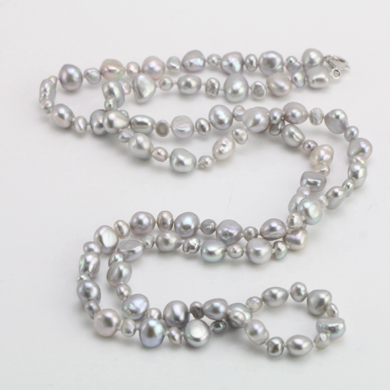 mixed size pearl necklace