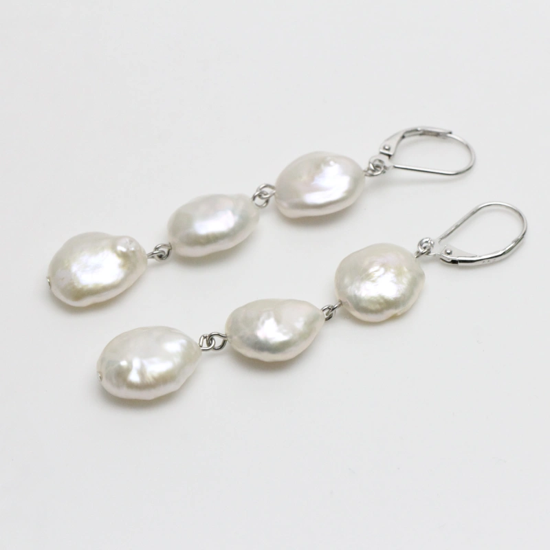 3 pearls earrings