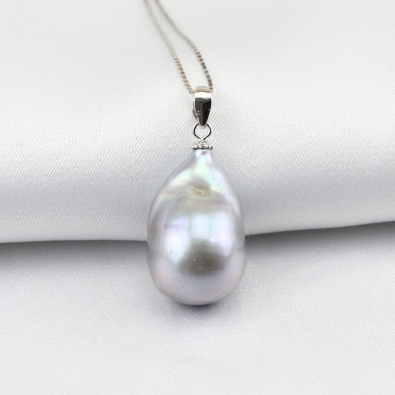 gray baroque pearl pendant