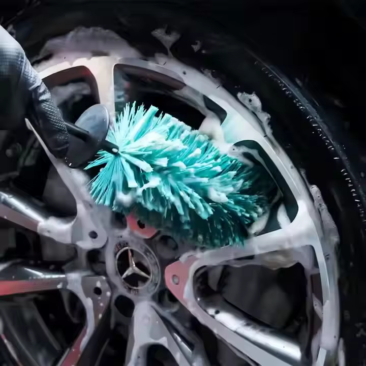 15 Inch Green Soft PP Bristles Car Detailing Wheel Tire Hub Brush Plastic Cleaning Brush for Car Washers