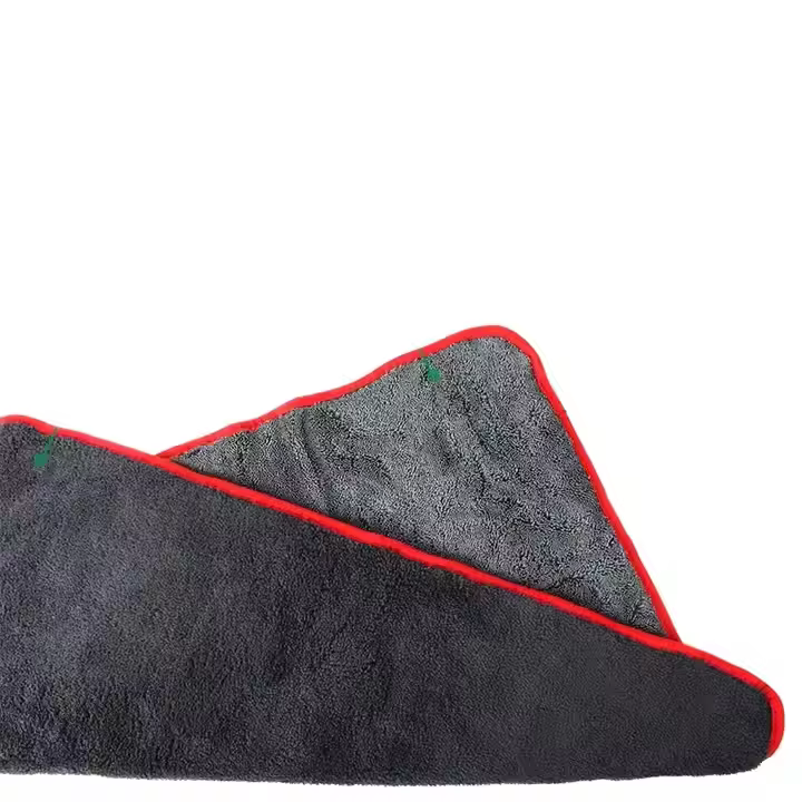 1100 Gsm Double-Sided Microfiber Drying Towel 40*40 Cm for Car Care and Cleaning Made From Coral Fleece Fiber