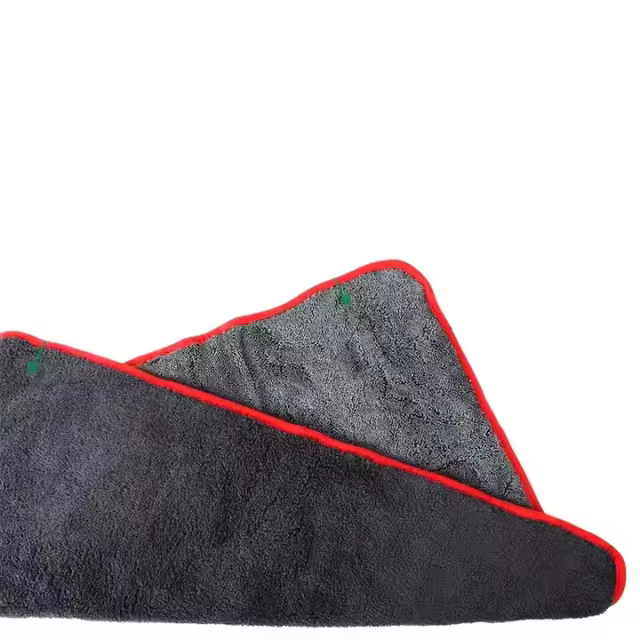 1100 Gsm Double-Sided Microfiber Drying Towel 40*40 Cm for Car Care and Cleaning Made From Coral Fleece Fiber