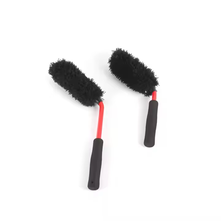 2-Piece Set Soft Microfiber Bending Car Tire Wheel Hub Detailing Brush Plastic and EVA Material for Auto Care Washing Cleaning