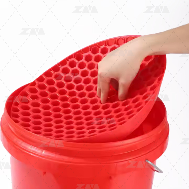 Plastic Car Cleaning Tools New PP Material Wash Bucket with Sand Killer Filter Guard and Pressure Cleaning Function