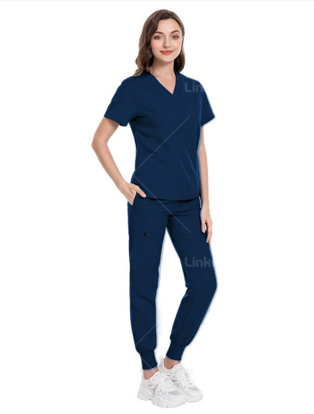 Comfort and Style: The Perfect Scrubs Set for Healthcare Professionals