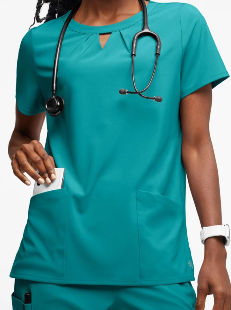 Fashionable and Functional: The Perfect Medical Scrub set for Healthcare Professionals