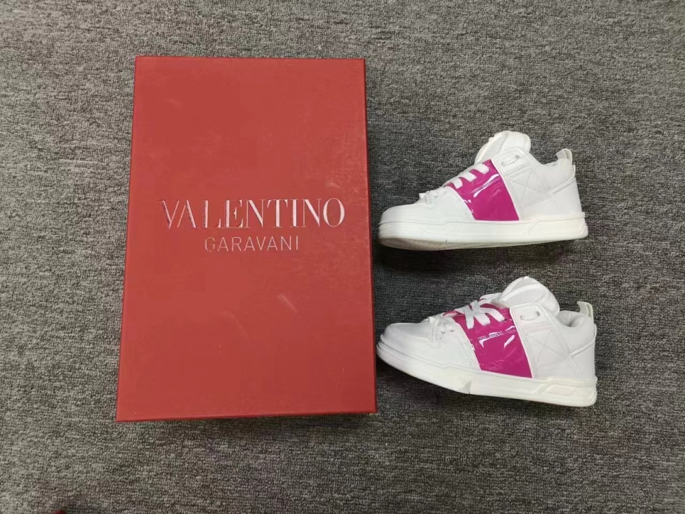 VALENTINO