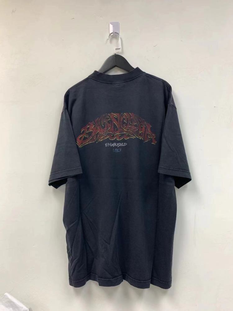 BALENCIAGA