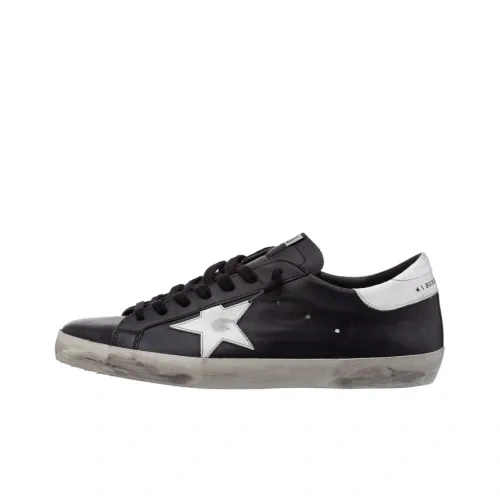 GOLDEN GOOSE.
