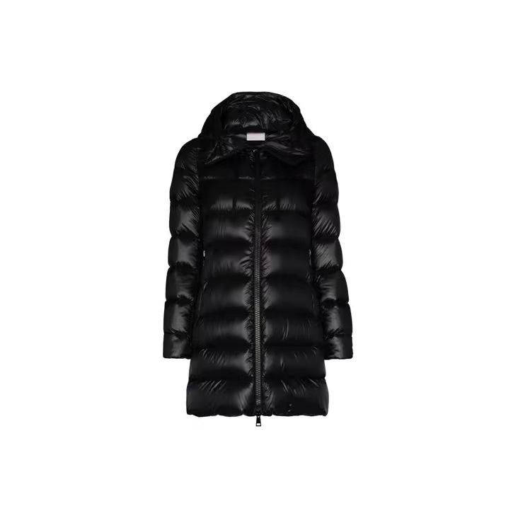MONCLER.