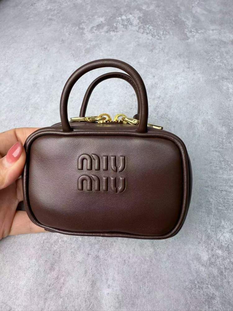 MIU MIU