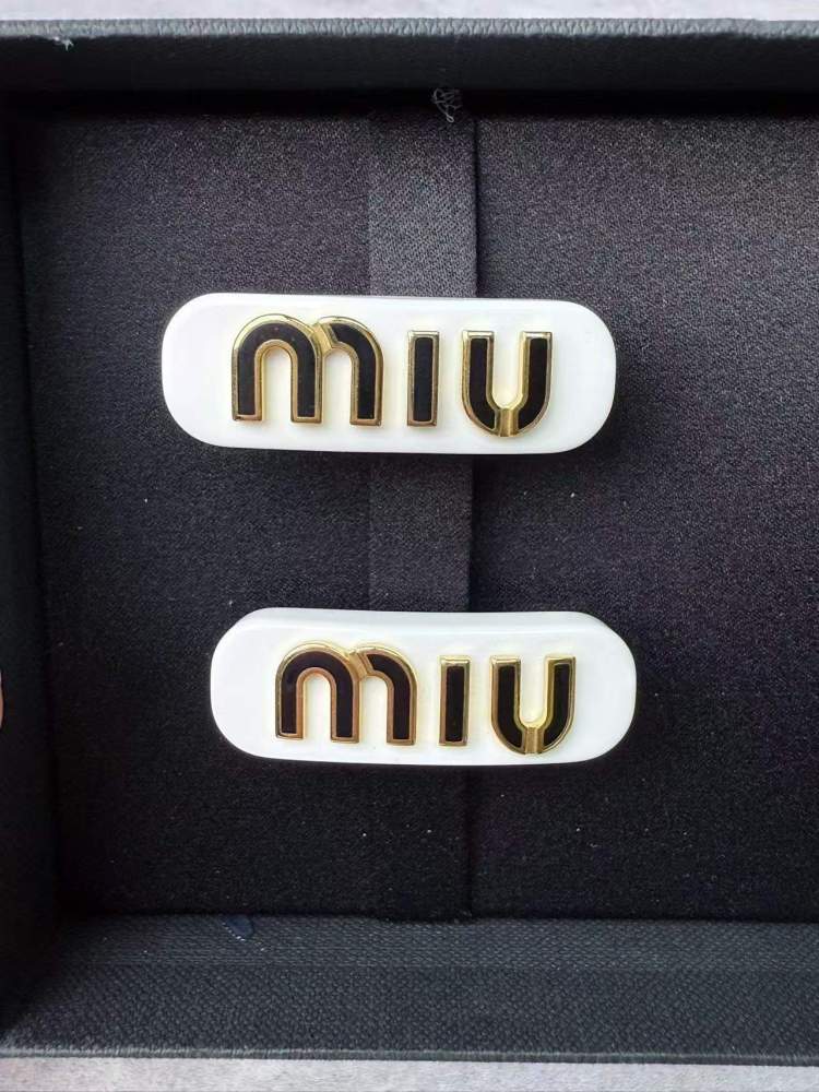MIU MIU