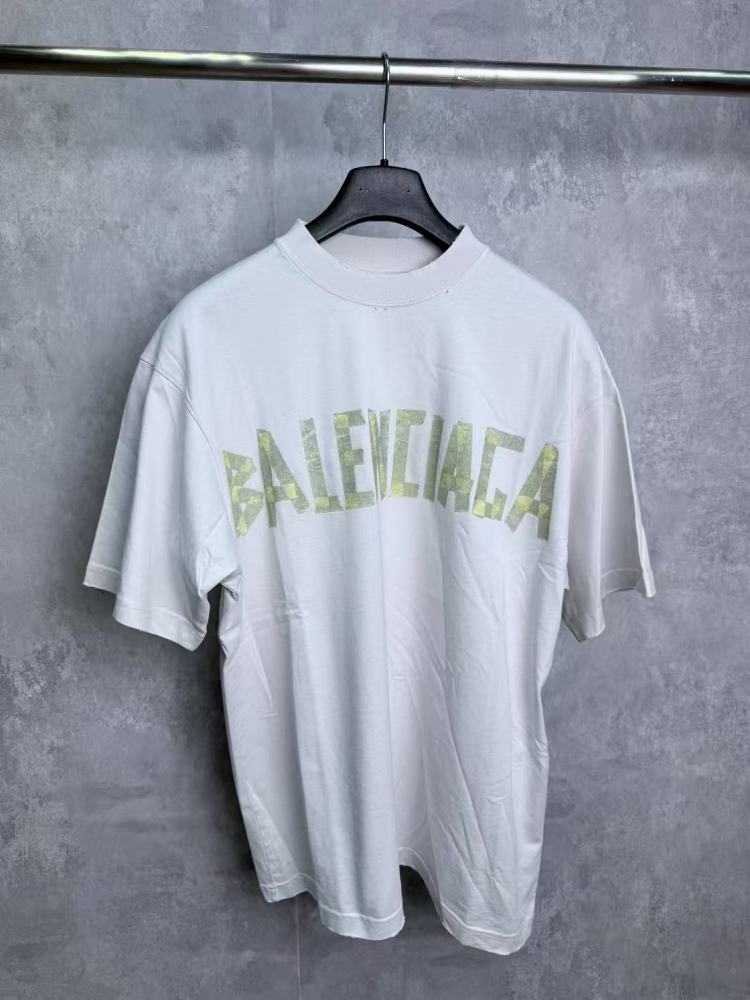 BALENCIAGA