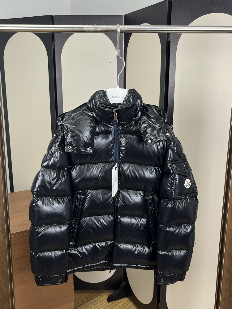MONCLER
