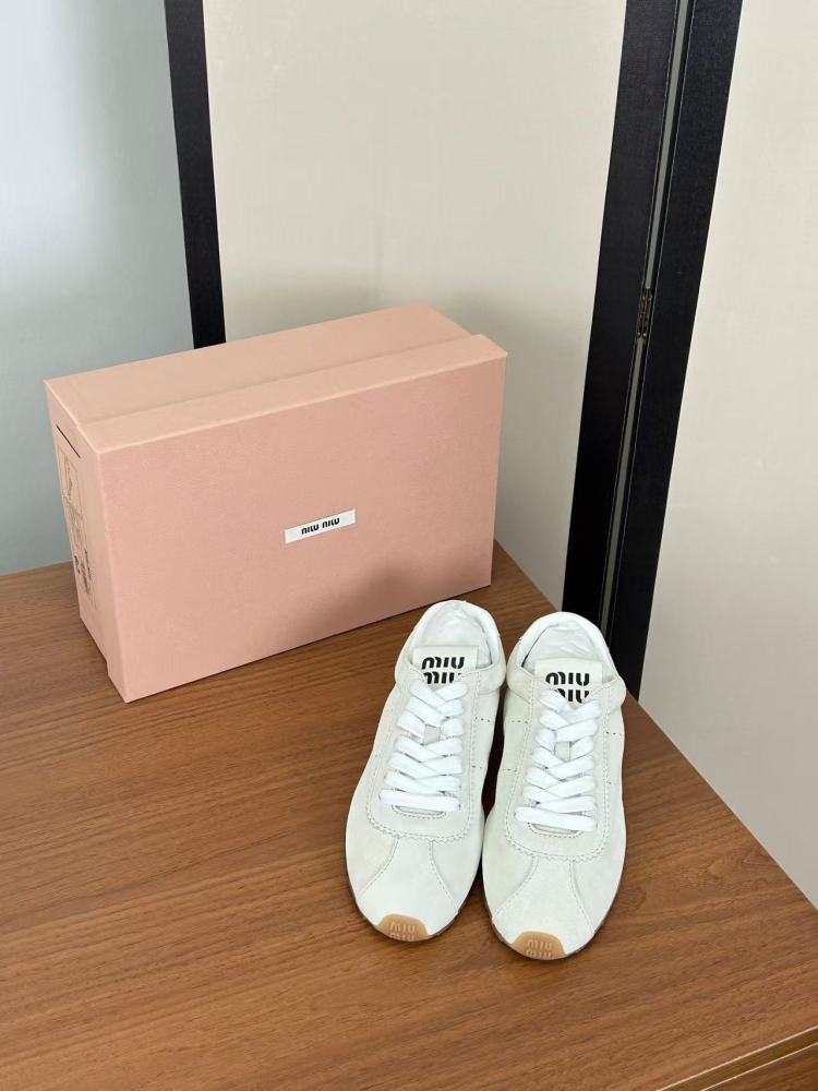 MIU MIU