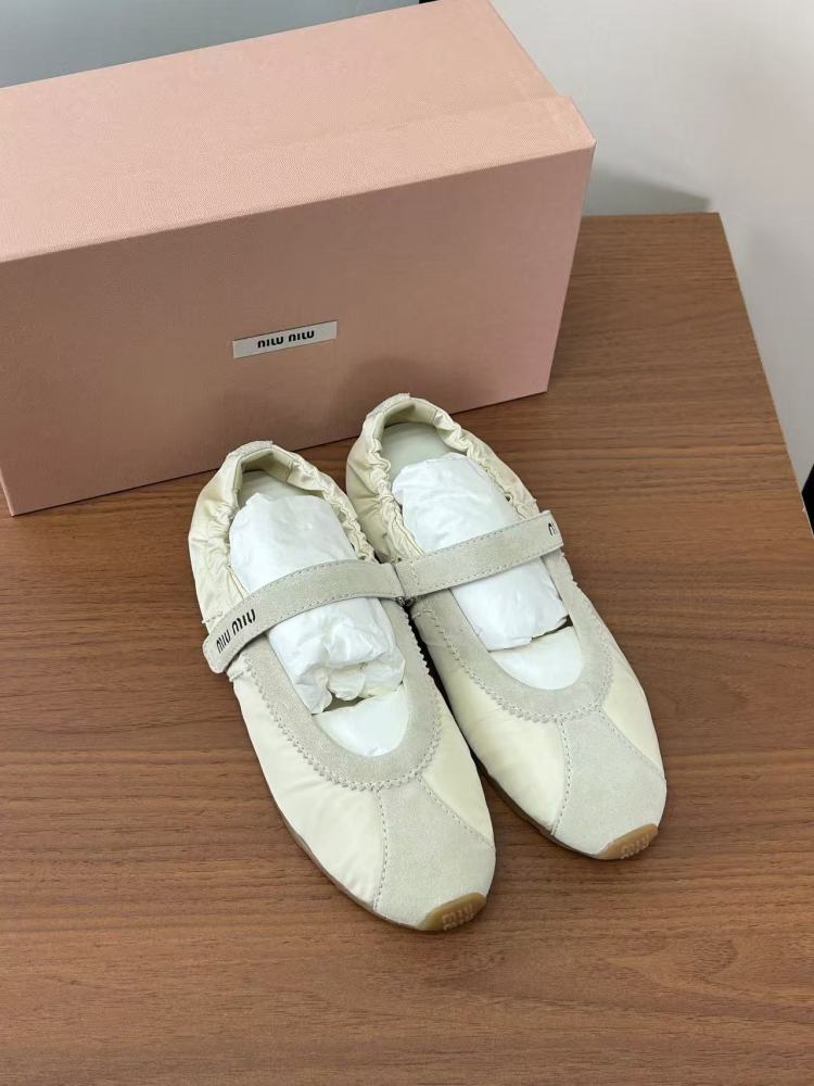 MIU MIU