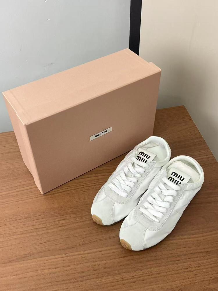 MIU MIU