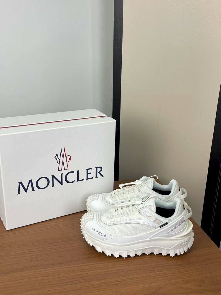 MONCLER