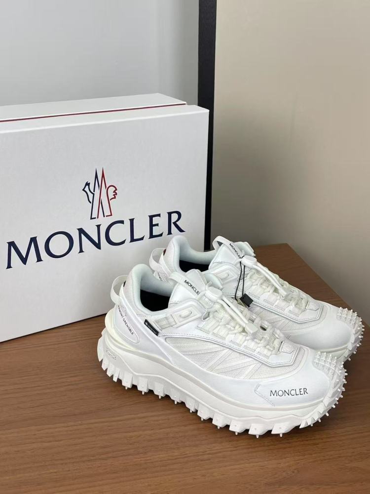 MONCLER
