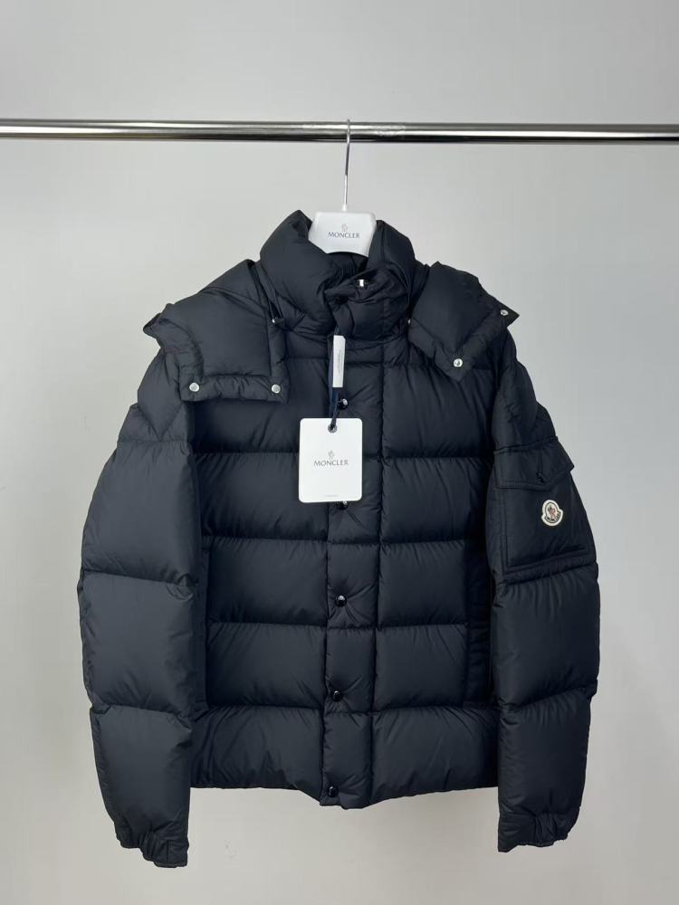 MONCLER