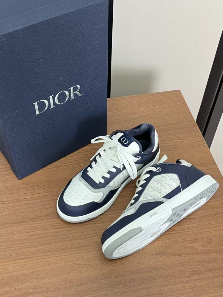 DIOR