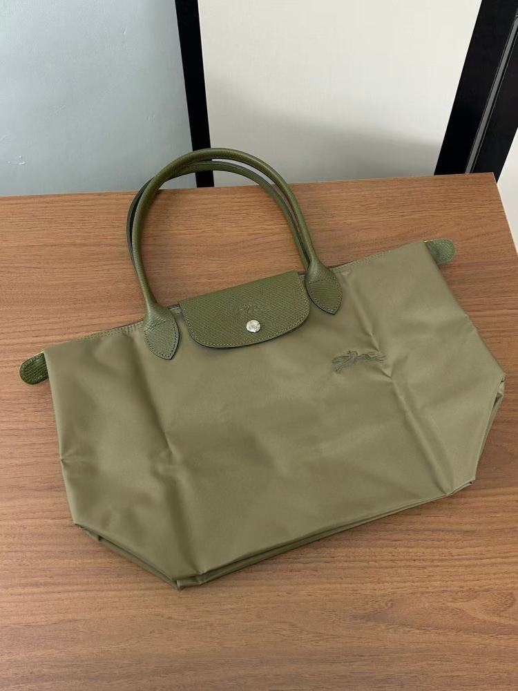 LONGCHAMP