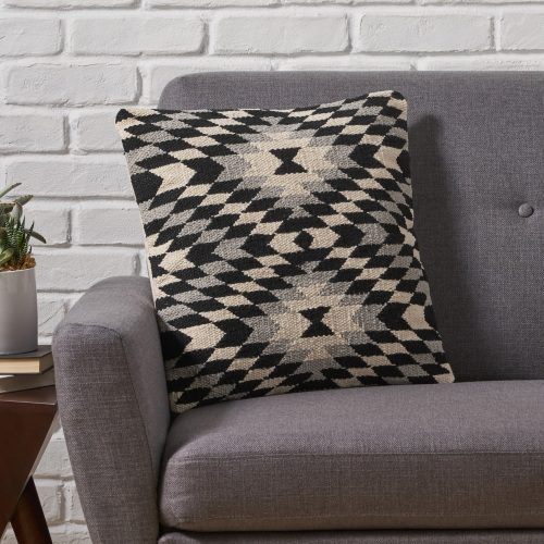 PILLOW SKIN   White+Black