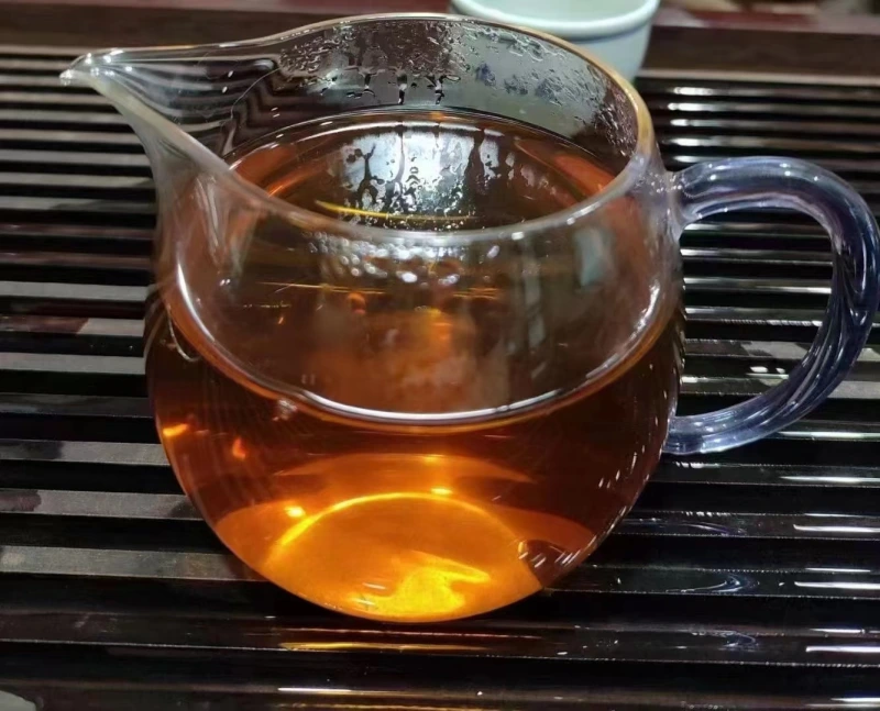 1990s Xiaguan discus tea