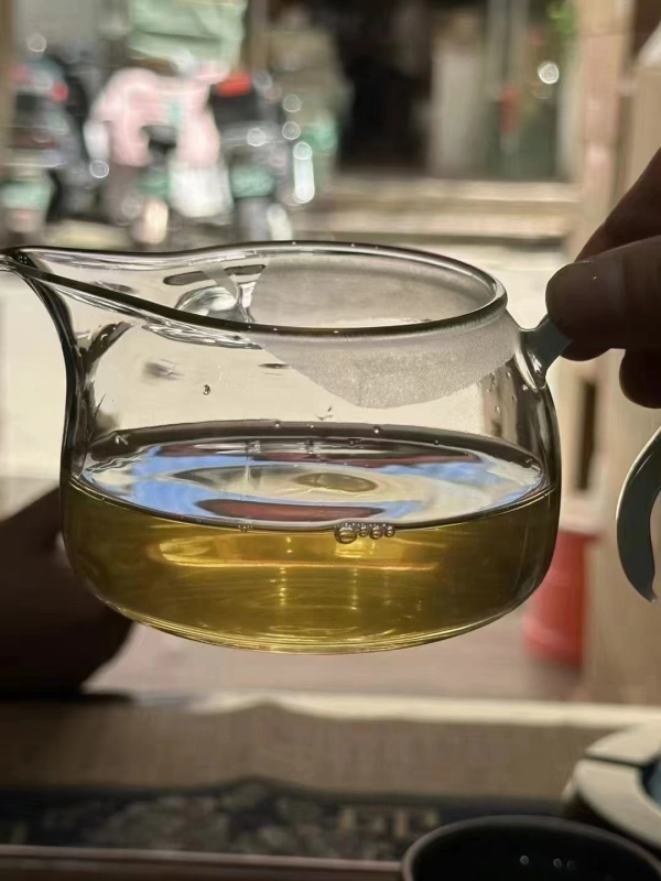 2023 Hekai Tea King Land Pu'er Raw Loose Tea
