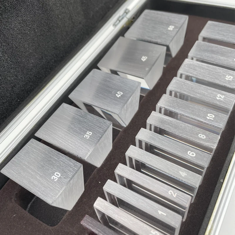 LS-16 Prism Set