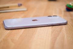 iPhone 11