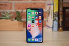 iPhone X