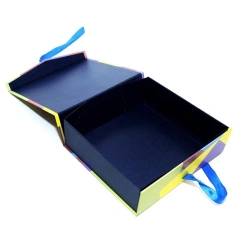 Customize Color Logo Shopping Gift Box Collapsible Cardboard Handle Folding Box For Small Business