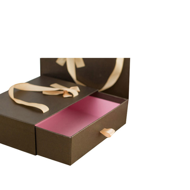 Custom Size Cardboard Paper Hard Rigid Box Packaging Luxury Drawer Box With Ribbon Handle