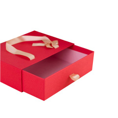 Custom Size Cardboard Paper Hard Rigid Box Packaging Luxury Drawer Box With Ribbon Handle