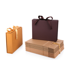Customizable Magnetic Folding Packaging Box Simple Style Gift Box With Ribbon